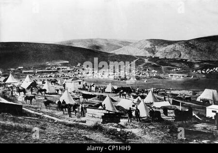 Guerre de Crimée 1853 - 1856, siège de Sébastopol 17.10.1854 - 9.9.1855, camp des gardes britanniques du 5e Dragoon, photographie de Roger Fenton, 1855, photographie, militaire, cavalerie, cavalries, 5e garde-dragons, tente, tentes, bivouac, camp, camps, Russie, Crimée, Grande-Bretagne, 19e siècle, siège, sièges, photographie, photographie, photographie, personnage historique, photographie, photographie, peuple historique, Droits supplémentaires-Clearences-non disponible Banque D'Images