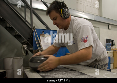 London Ontario, Canada. Pierre de curling canadienne est l'une des deux sociétés à travers le monde que les fabricants et restaure les pierres de curling. Banque D'Images