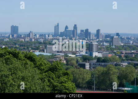 Vue sur le centre de Londres à partir de la colline du Parlement, Hampstead Heath, Hampstead, London, NW3 Banque D'Images