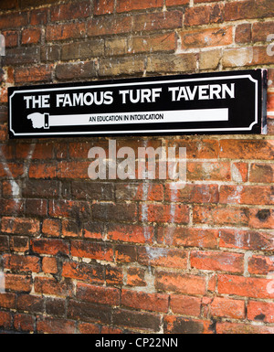 Turf pub taverne signe une éducation dans l'ivresse", Oxford, Oxfordshire, Angleterre Banque D'Images