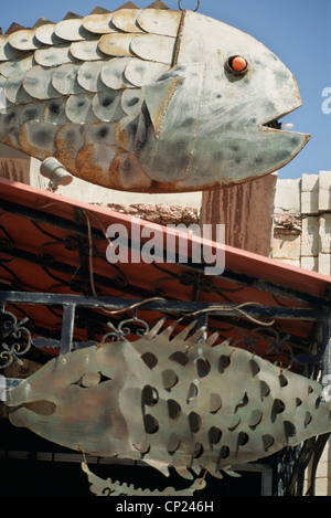 Sculpture Poisson - restaurant de fruits de mer, Tel Aviv Banque D'Images