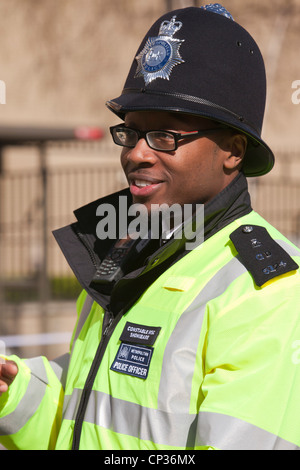 Marathon de Londres, agent spécial de la Police métropolitaine de service Banque D'Images