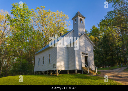 La Cades Cove Missionary Baptist Church à Cades Cove dans le Great Smoky Mountains National Park en Utah fondée en 1839 Banque D'Images