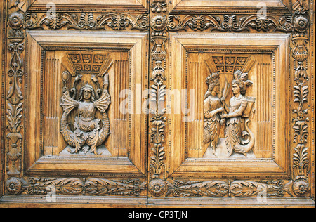 Abruzzo Teramo. Cathédrale de Santa Maria Assunta San Berardo. Deodato Romano : détail de portail de 14e siècle. Banque D'Images