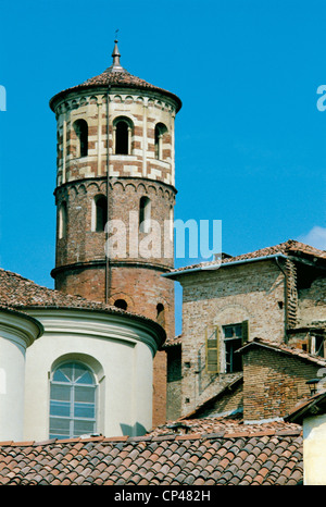 Asti Piémont Tour Rouge ou tour à San Roman Banque D'Images