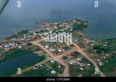 Canada - Territoires du Nord-Ouest - Fond du Lac, Cree Indian village sur le lac Athabasca. Vue aérienne. Banque D'Images