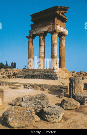 La Sicile, Agrigente. Temple de Castor et Pollux Banque D'Images