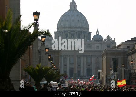 Vatican xxie siècle - le 7 avril 2005. Condoléances pour le décès du pape Jean Paul II Banque D'Images