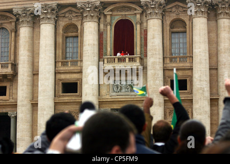 Vatican XXI siècle - le 20 avril 2005. Proclamation du Pape Benoît XVI Banque D'Images