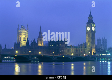 Royaume-uni Angleterre Londres Westminster Palace et Westminster Bridge Nuit Banque D'Images
