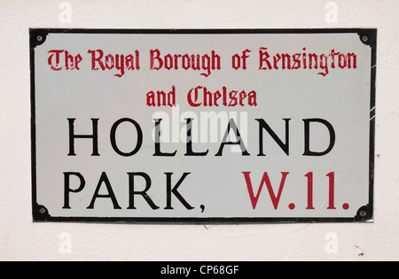 Plaque de rue pour Holland Park W11 dans le Royal Borough de Kensington et Chelsea, London, UK. Mars 2012 Banque D'Images