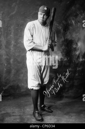 GEORGE HERMAN 'BABE' RUTH (1895-1948), joueur de baseball américain Banque D'Images