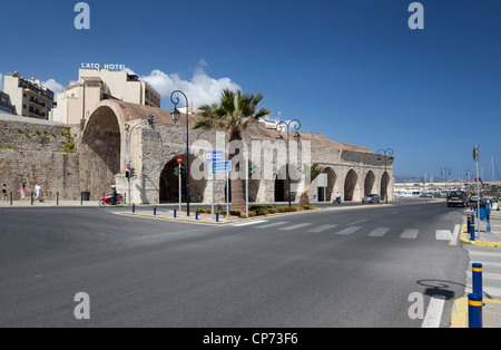 Le port d'Héraklion, Crète, Grèce Banque D'Images