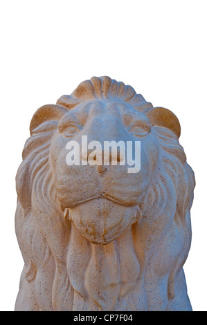 Sculpture en pierre d'un lion, isolé sur un fond blanc. Banque D'Images