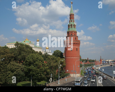 Le Kremlin de Moscou, l'approvisionnement en eau (Vodovzvodnaya) tour à la Moskva Banque D'Images