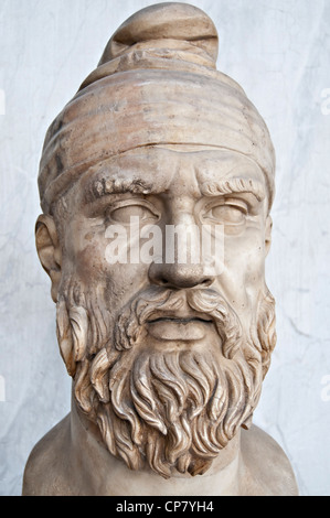Statue de 72038 têtes en musées du Vatican Banque D'Images