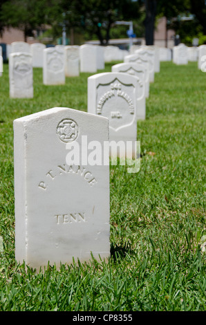 De la Louisiane, Bâton Rouge. Cimetière national, créé en 1867. L'un des rares monuments funéraires des confédérés. Banque D'Images