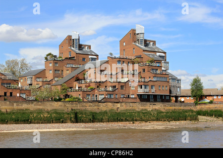 Appartements modernes sur la Tamise Greenwich London England UK Banque D'Images