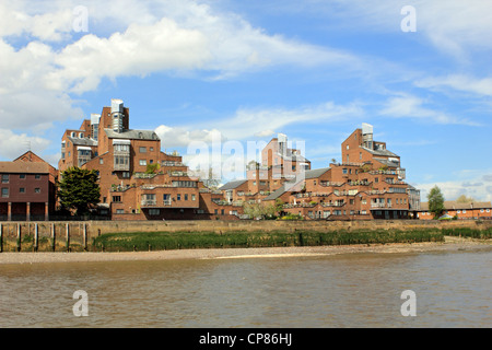 Appartements modernes sur la Tamise Greenwich London England UK Banque D'Images