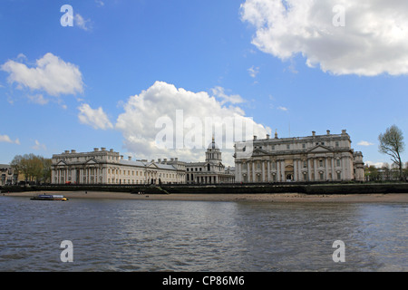 L'Old Royal Naval College sur la Tamise à Greenwich, London England UK Banque D'Images