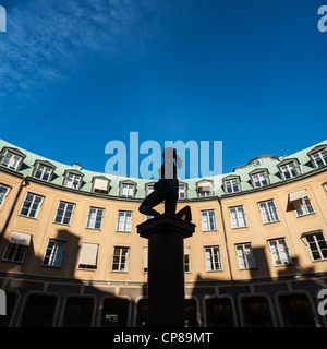 Brantingtorget - Carré de Branting et cour statue 'Morgen', Gamla Stan, Stockholm, Suède Banque D'Images