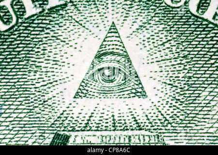 Eye of Providence macro sur l'arrière de l'US one dollar bill. Banque D'Images