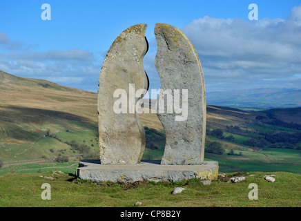 L'eau 'Couper' sculpture extérieure par Mary Bourne. Mallerstang, Yorkshire Dales National Park, Cumbria, Angleterre, Royaume-Uni. Banque D'Images