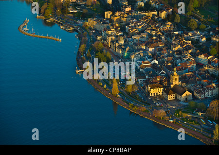 France, Haute Savoie, Le Chablais, le lac Léman, Evian les Bains, le casino, le Palais Lumière et la Notre Dame de Banque D'Images