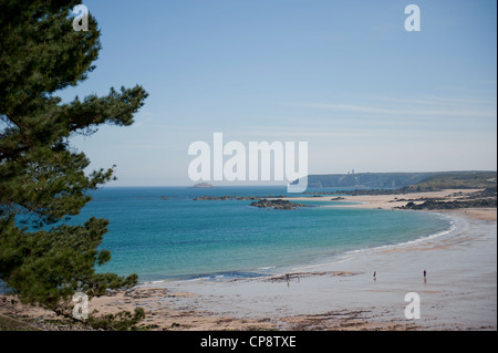 Vue de la plage de l'anse du Croc, près de Cap Fréhel sur la côte nord de la Bretagne, France Banque D'Images