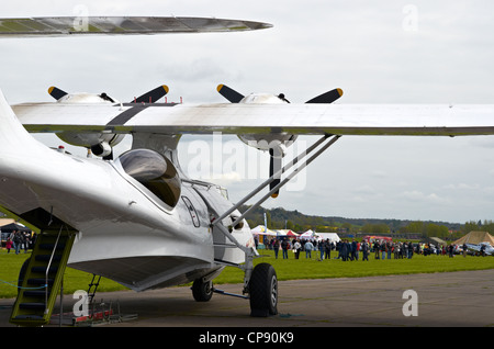 Le Consolidated PBY Catalina était un bateau volant américain de la Seconde Guerre mondiale. Celui-ci s'affiche dans le salon de l'aéronautique Abingdon 2012. Banque D'Images