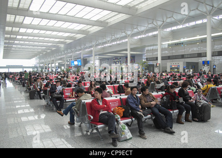 'Intérieur de la nouvelle gare d'Hongqiao de Shanghai Chine Banque D'Images