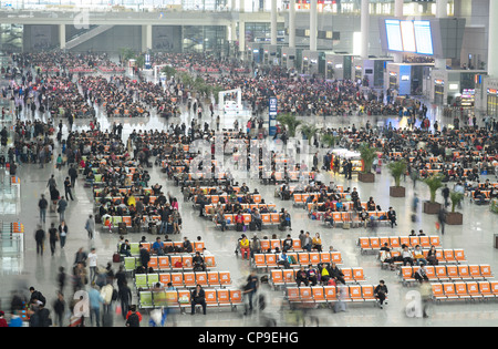 'Intérieur de la nouvelle gare d'Hongqiao de Shanghai Chine Banque D'Images