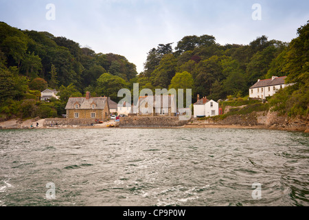 Le village de Durgan sur la rivière Helford, Cornwall, England, UK Banque D'Images