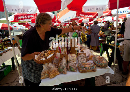 Marché en vieille ville, Dubrovnik. La Croatie. Banque D'Images