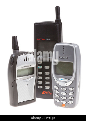 Vieux téléphone mobile pour le recyclage, pour la charité, UK Banque D'Images