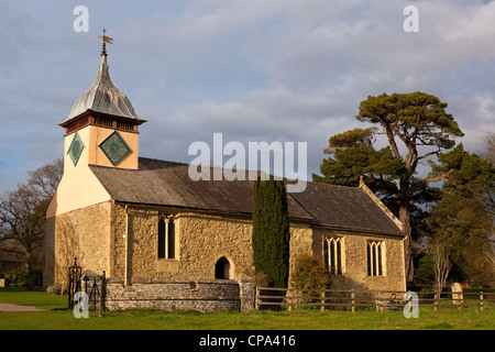 L'église St-Michel Croft Château herefordshire dans lumière du soir Banque D'Images