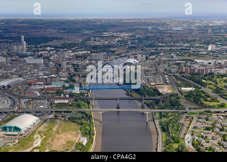 Image aérienne de Newcastle et Gateshead Ponts Banque D'Images