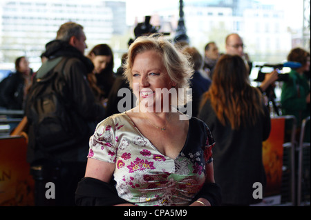 Deborah Meaden assiste à la première UK de African Cats at the BFI Southbank, Londres UK Banque D'Images