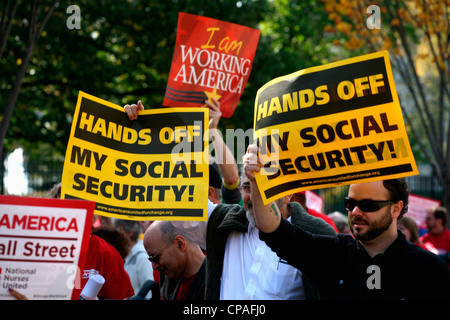 Une Occupy Wall Street Rally d'exhorter l'administration Obama de retour, y compris la législation de l'impôt un impôt américain sur Wall Street Banque D'Images