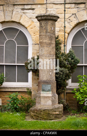 Pilier de l'ancienne mairie, Chipping Norton, Oxfordshire, Angleterre Banque D'Images