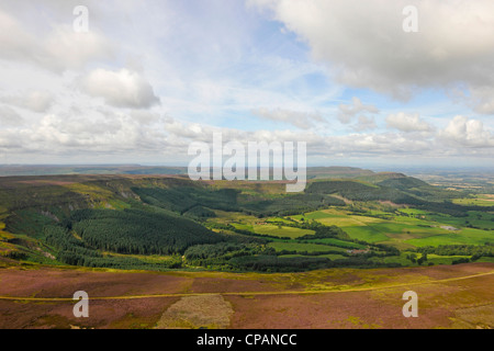 Vue aérienne de paysage sur le bord de la Yorkshire Moors National Park Banque D'Images