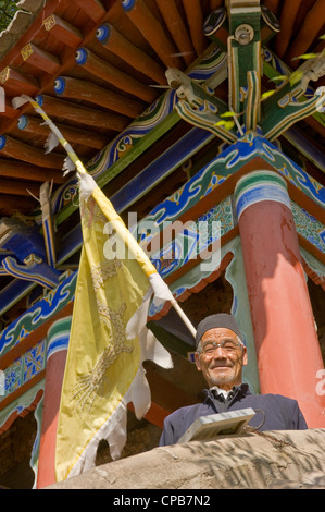 Un prêtre taoïste au Mont Kongtong près de Pingliang ville de Chine. Banque D'Images