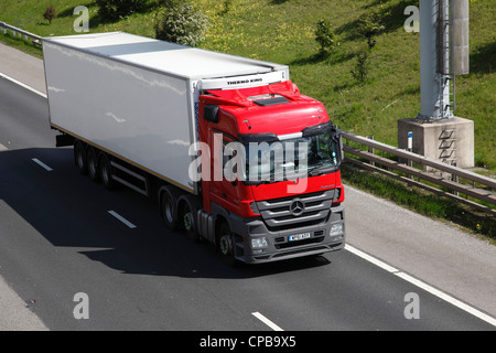 Le VHG une sur l'autoroute M1 dans le sud du Yorkshire, Angleterre, Royaume-Uni Banque D'Images