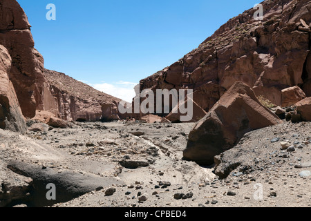 Quezala à distance le ravin, près de Talabra, Désert d'Atacama, Chili Banque D'Images