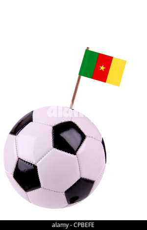 Soccerball ou décorées de football avec un petit drapeau sur un toothstick Banque D'Images