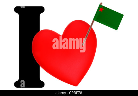 Petit drapeau sur un cœur rouge et le mot que j'ai à exprimer l'amour pour le drapeau national du Bénin Banque D'Images