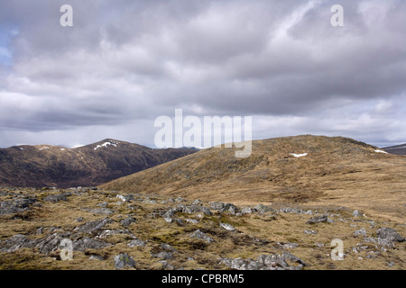 Le sommet de l'Pharlagain Corbett et le Beinn Dearg Carn Munro en arrière-plan. Banque D'Images