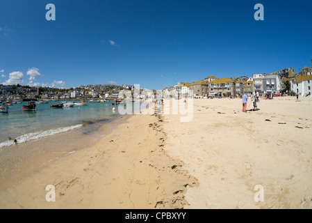 St Ives Harbour Beach à Cornwall UK. Banque D'Images