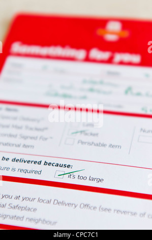 Royal Mail carton rouge pour non livraison de courrier, UK Banque D'Images