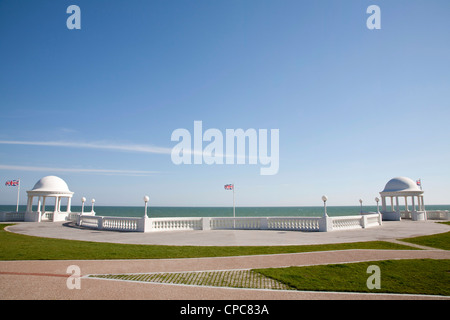 Voir l'architecture de bord de Bexhill en face de la De La Warr Pavilion, East Sussex Banque D'Images